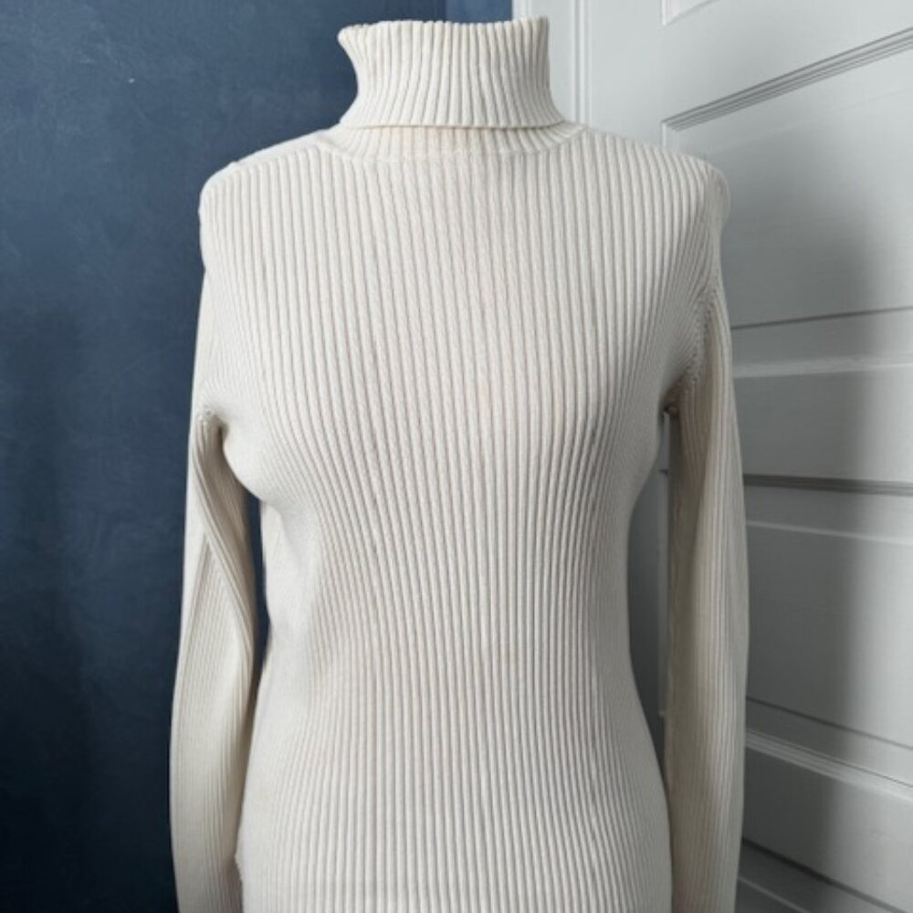 New York & Company Ribbed Turtleneck Color: Cream Size: XL